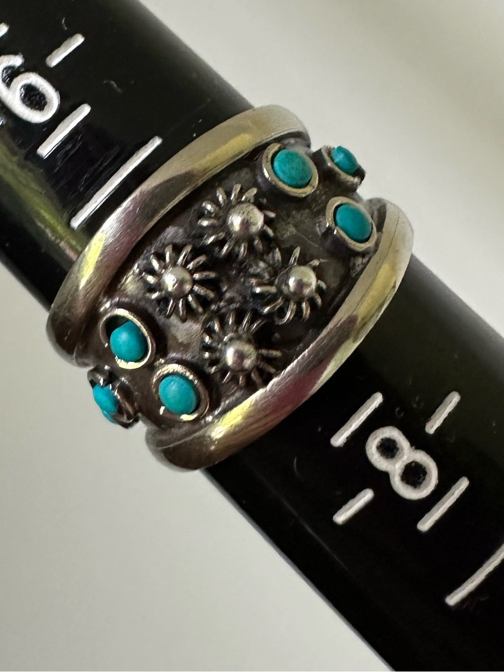 Vintage 1970s Native American turquoise ring, size 7